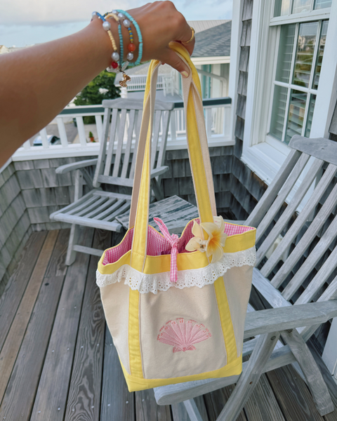 YELLOW SEASHELL RUFFLE TOTE