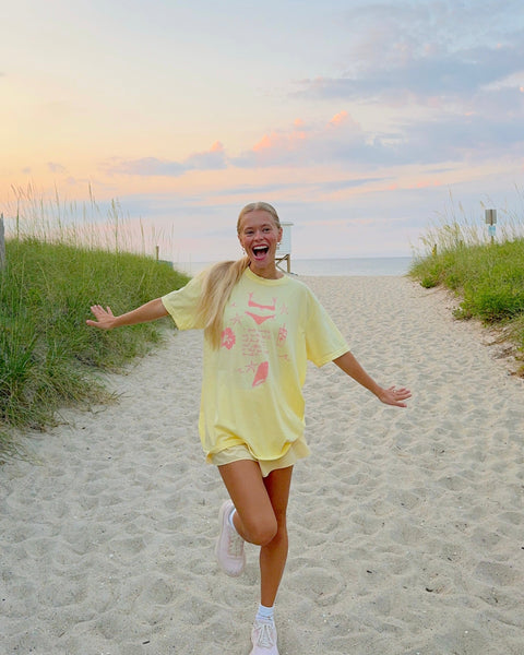 SUMMER YELLOW 'I JUST WANT TO SIT ON THE BEACH WITH AN ICED COFFEE'