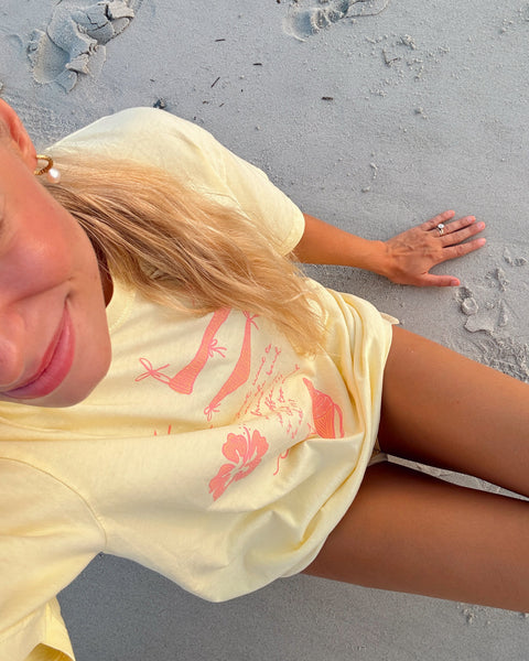 SUMMER YELLOW 'I JUST WANT TO SIT ON THE BEACH WITH AN ICED COFFEE'