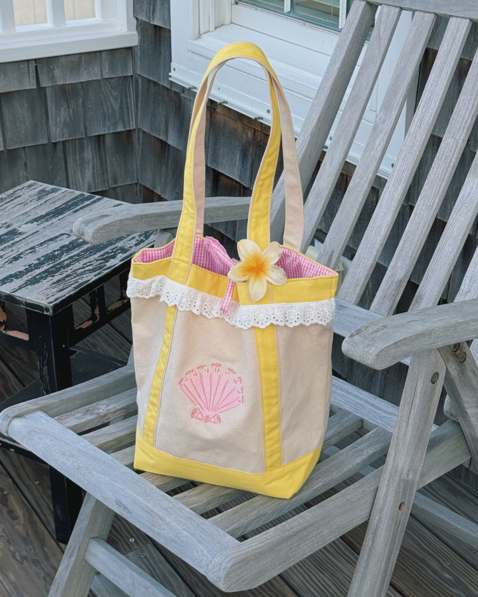 YELLOW SEASHELL RUFFLE TOTE