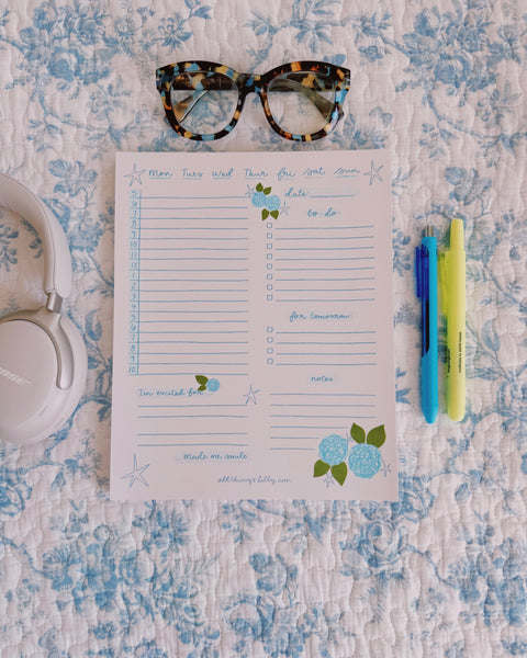 HYDRANGEA GIRLY DAILY NOTEPAD