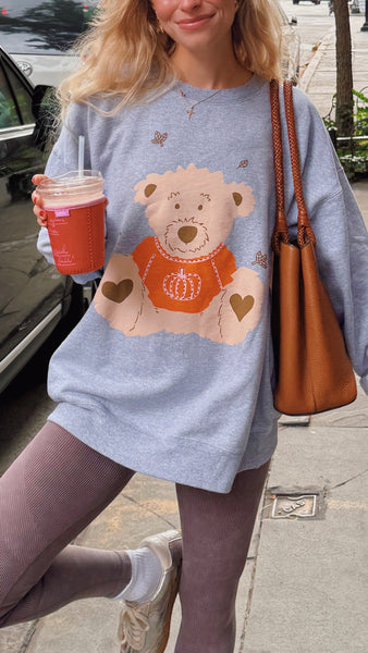 FALL BEAR CREWNECK