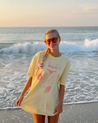 SUMMER YELLOW 'I JUST WANT TO SIT ON THE BEACH WITH AN ICED COFFEE'