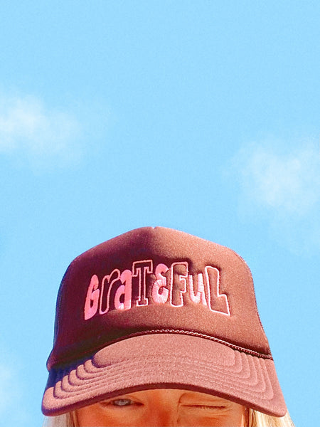 'GRATEFUL' TRUCKER HAT