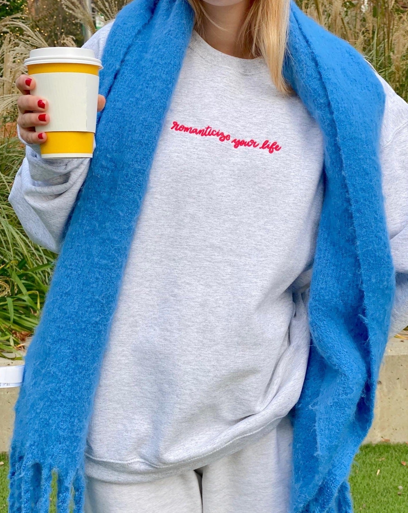 'ROMANTICIZE YOUR LIFE' EMBROIDERED CREW