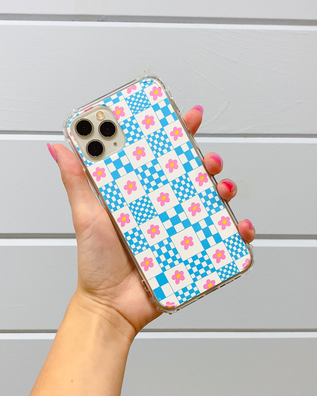 CHECKERED FLOWERS PHONE CASE